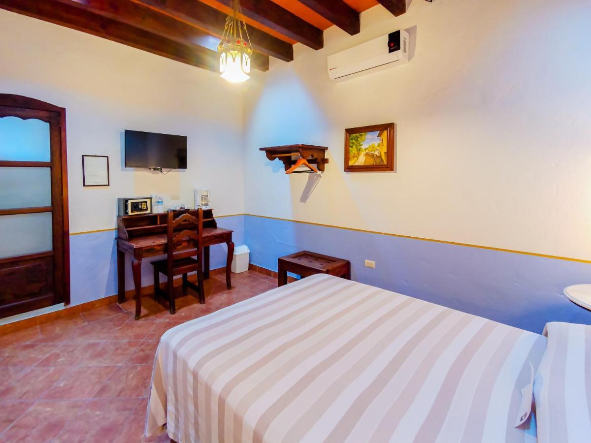 Meson Del Alferez Xalapa Hotel Buitenkant foto