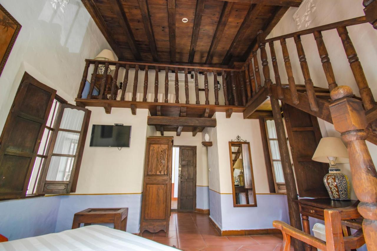Meson Del Alferez Xalapa Hotel Buitenkant foto